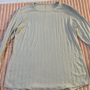 Lululemon ribbed long sleeve size 14